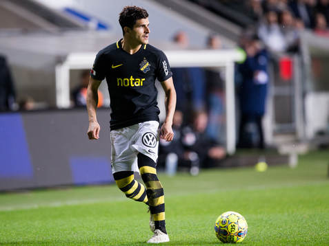 s Tarik Elyounoussi