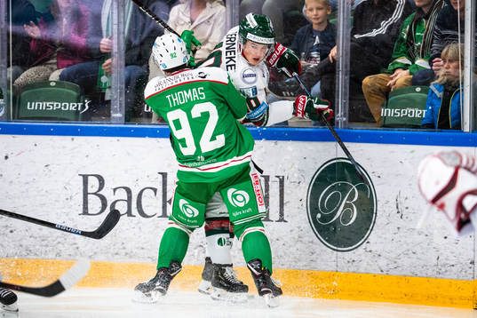 Rögles Thomas Christian och Frölundas Gustav Lindström