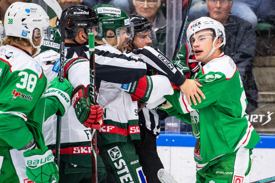 Rögles Leon Bristedt i bråk