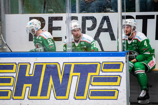 Rögles Ben,  Youds Daniel Zaar och Kodie Curran