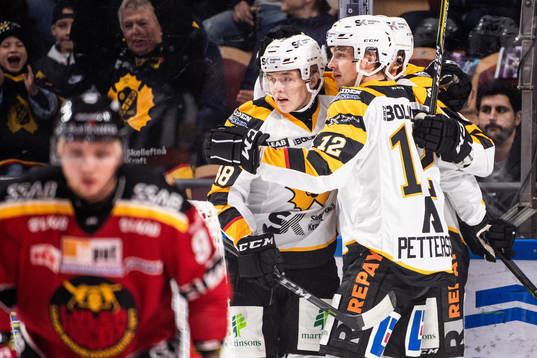 Skellefteås spelare jublar