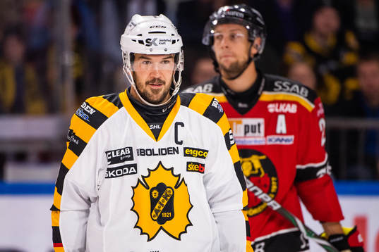 Skellefteås Jimmie Ericsson och Luleås Johan Harju