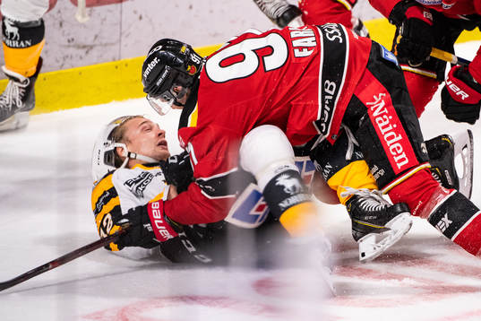 Luleås Austin Farley och Skellefteås Adam Pettersson