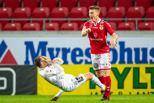 Kalmars Victor Agardius och Häckens Viktor Lundberg