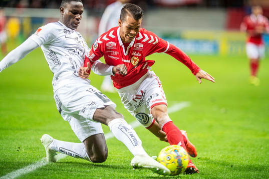 Kalmars Hiago Ramiro och Häckens Elohor Ekpolo
