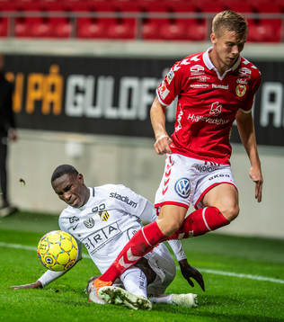 Kalmars Johan Stenmark och Häckens Elohor Ekpolo