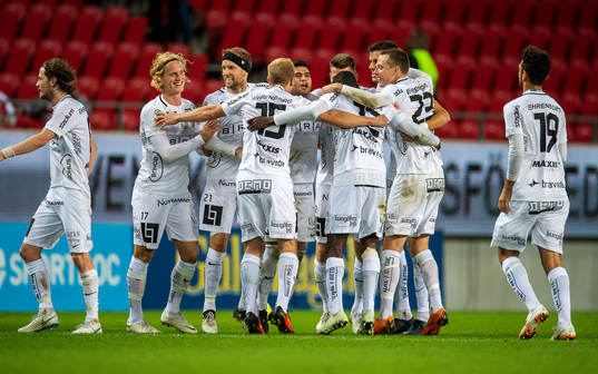 Häckenspelarna jublar