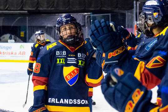 Djurgårdens Hanna Olsson jublar