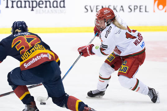 Modos Breanne Wilson-Bennett och Djurgårdens Josefine