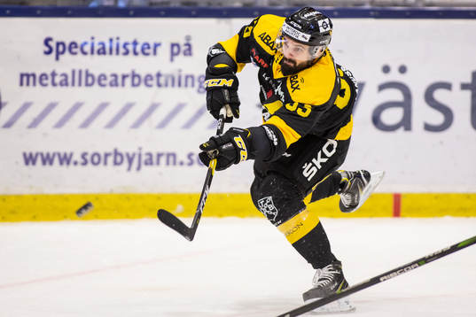 Västerås Mattias Beck skjuter