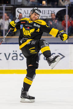 Västerås Mikael Frycklund jublar