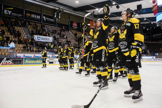 Västeråsspelare jublar