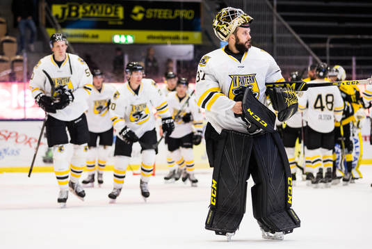 Panterns målvakt Jonatan Bjurö deppar
