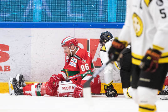 Moras Mathias Bromé och Brynäs Jesper Jensen