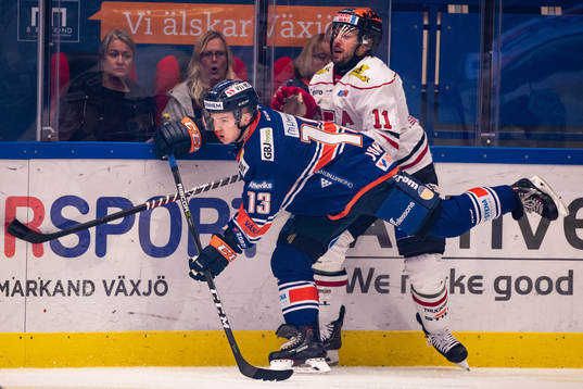Växjös Julius Junttila och Örebros Aaron Palushaj