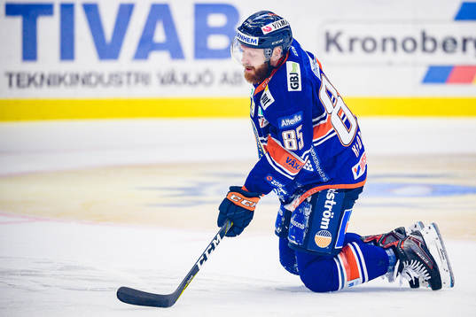 Växjös Liam Reddox grinar illa