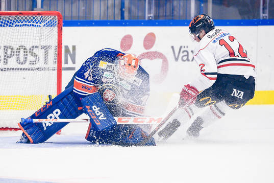 Örebros Glenn Gustafsson oroar kring Växjös målvakt
