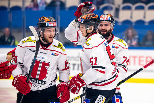 Örebros Kristian Näkyvä blir omkramad