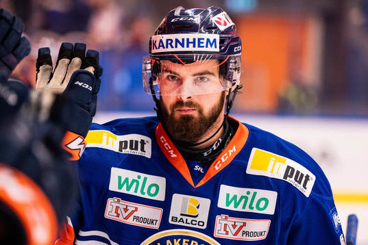 Växjös Roman Horak jublar