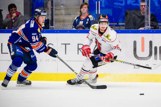 Växjös Joel Persson och Örebros Anton Hedman