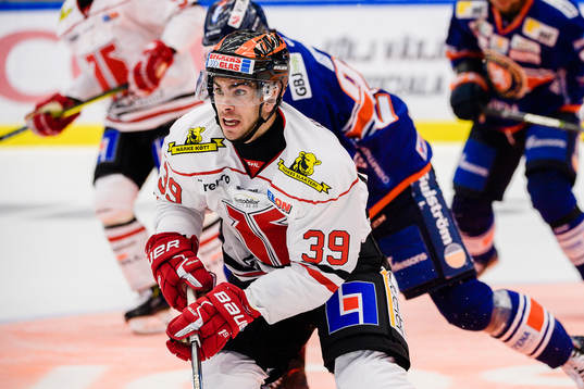 Örebros Jordan Boucher