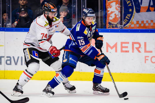 Örebros Nick Ebert