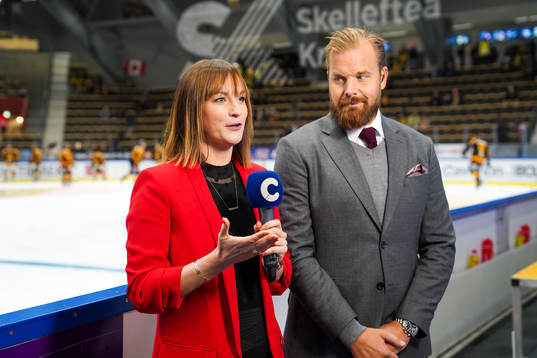 Cmores och Tv4s kommentator Lena Sundqvist och
