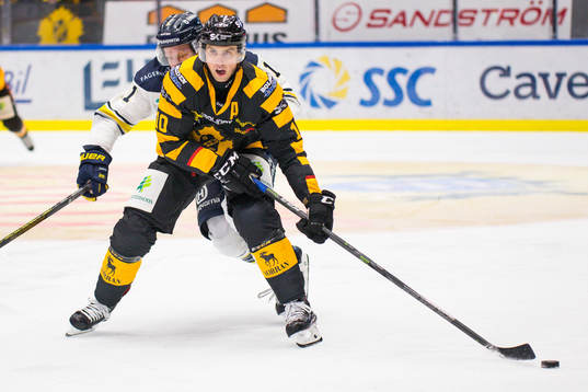 s Simon Önerud