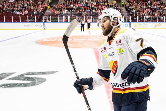 Djurgårdens Emil Bemström jublar