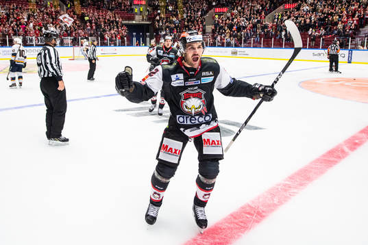 Malmö Redhawks Niklas Arell jublar