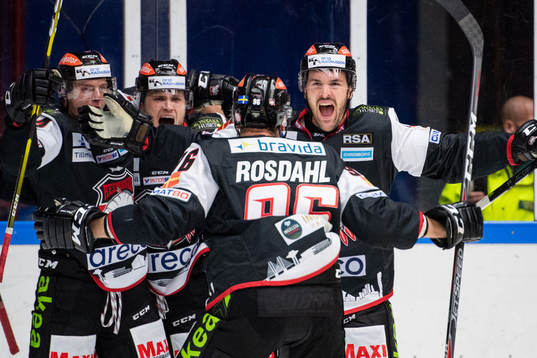 Malmö Redhawks Niklas Arell jublar