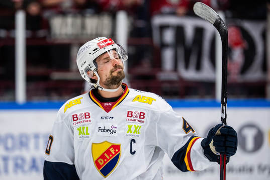 Djurgårdens Jacob Josefson deppar