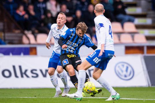 Sirius Sam Lundholm skjuter