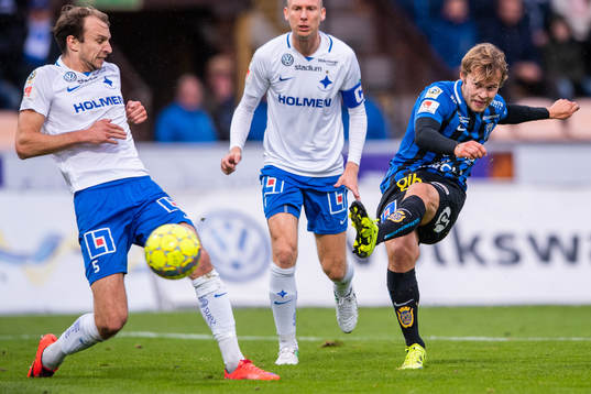 Sirius Sam Lundholm skjuter