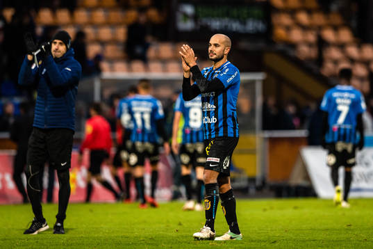 Sirius Karl Larson tackar publiken