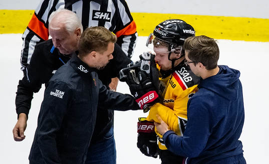Luleås Einar Emanuelsson skadad
