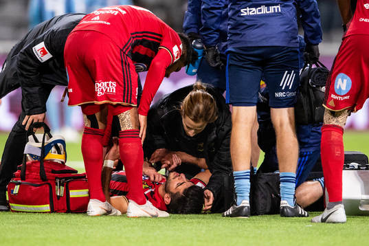 Östersunds Rewan Amin har ont