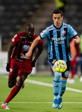 Östersunds Ronald Mukiibi och Djurgårdens Haris Radetinac