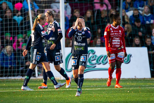 Linköpings Kosovare Asllani deppar