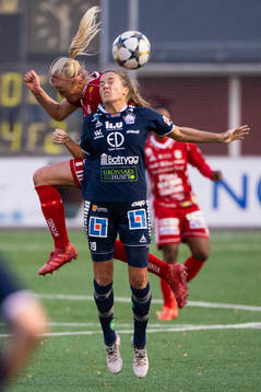 Linköpings Filippa Angeldal och Piteås Julia Karlenäs