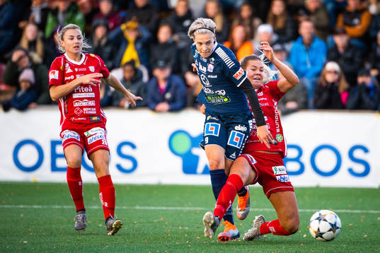 Linköpings Lina Hurtig och Piteås Nina Jakobsson