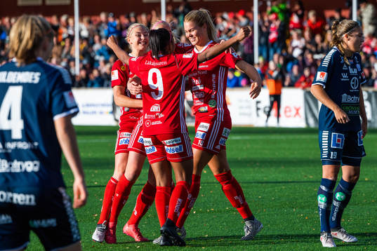 Piteås Nina Jakobsson jublar