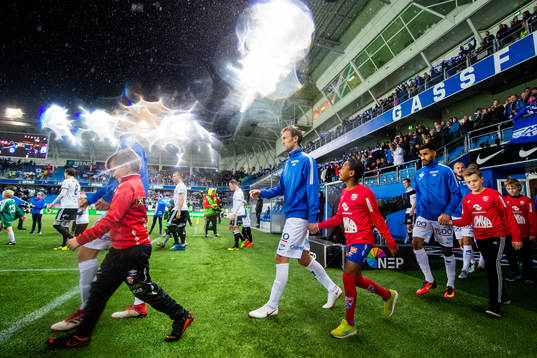Magnus Eikrem of Molde pre the Eliteserien match between