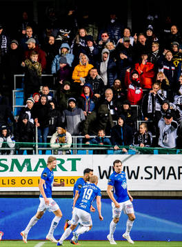 Vegard Forren of Molde celebrates with teammates Erling