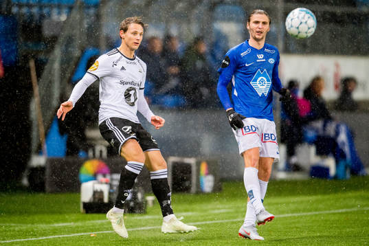 Vegar Eggen Hedenstad of Rosenborg and Pawel Piotr Cibicki