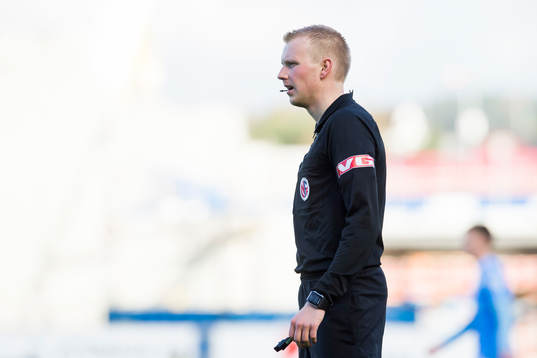 Referee Eivind Bodding