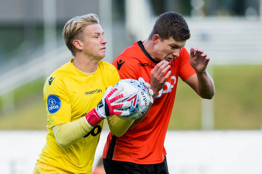 Goalkeeper Borger Thomas and Magnus Bruun-Hansen of Åsane