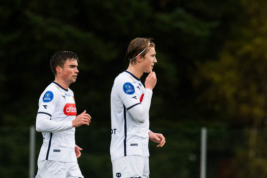 Sondre Flem Bjørshol and Kristian Thorstvedt of Viking