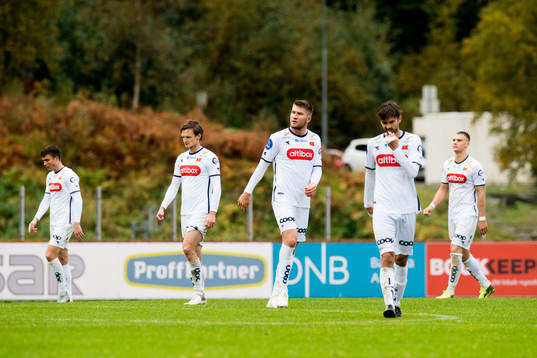 Players of Viking look dejected