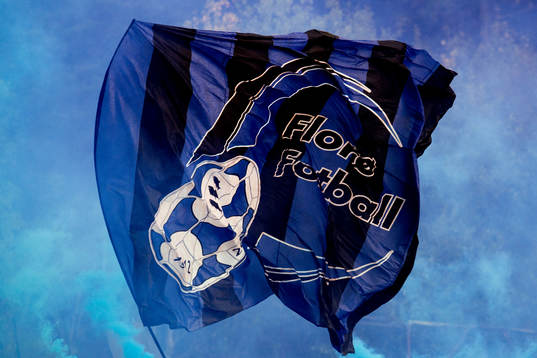 The flag of Florø Fotball